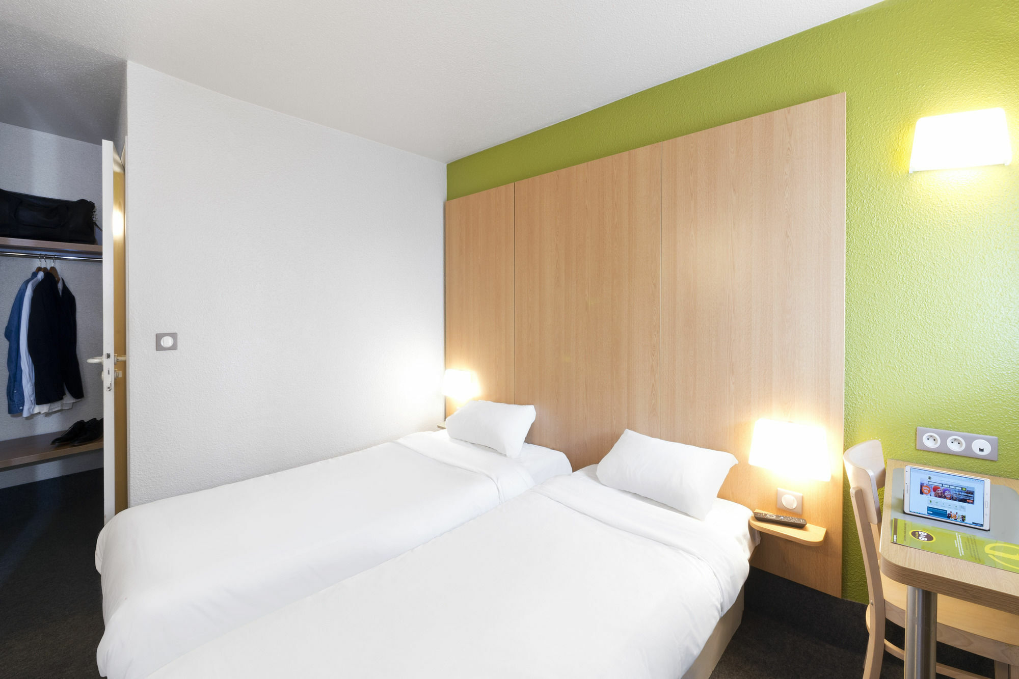 B&B Hotel Saint-Malo Centre Екстер'єр фото