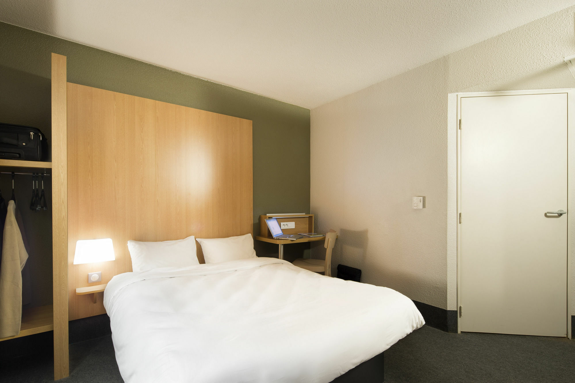 B&B Hotel Saint-Malo Centre Екстер'єр фото